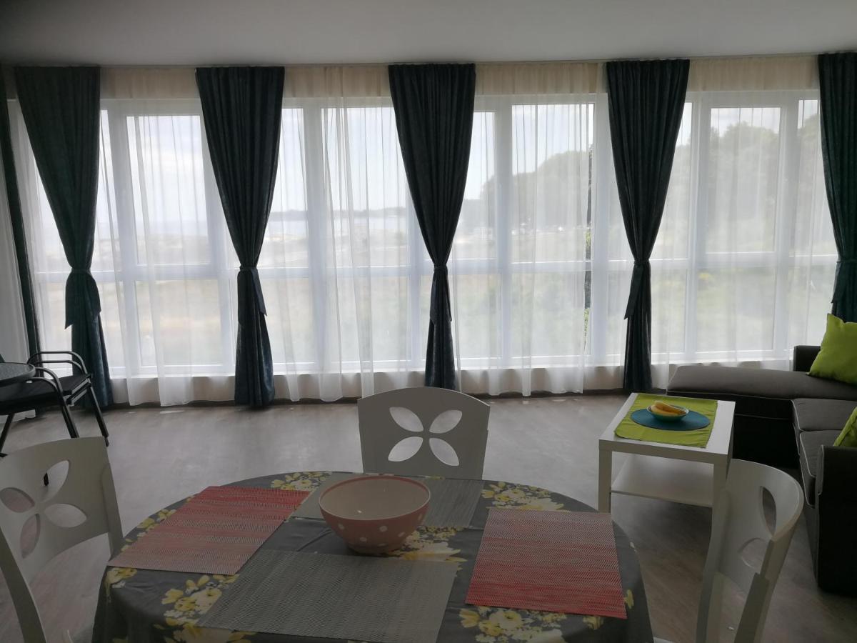 Donchevi Apartments Primorsko Zewnętrze zdjęcie